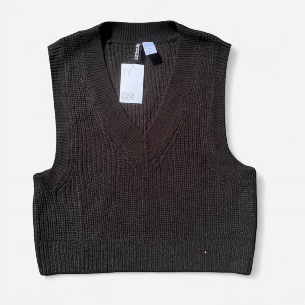 H&M Black V-Neck Sweater Vest
